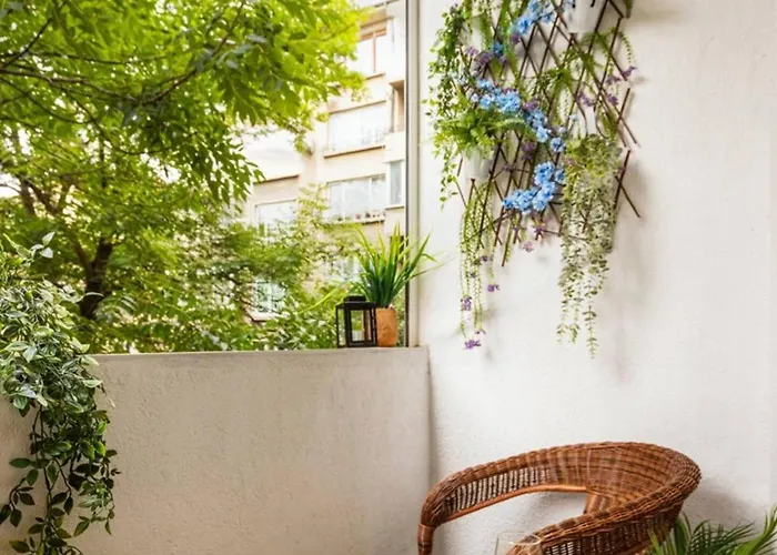 Spacious With Lovely Terrace アパート ソフィア