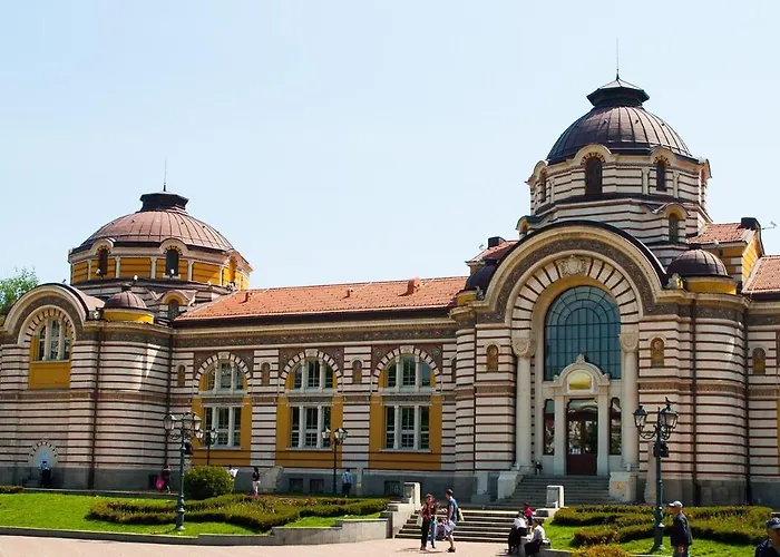 Spacious With Lovely Terrace